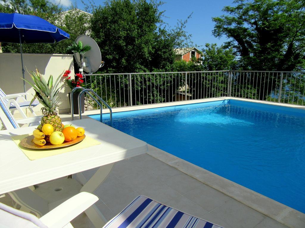 Villa Maja Tučepi Exterior foto