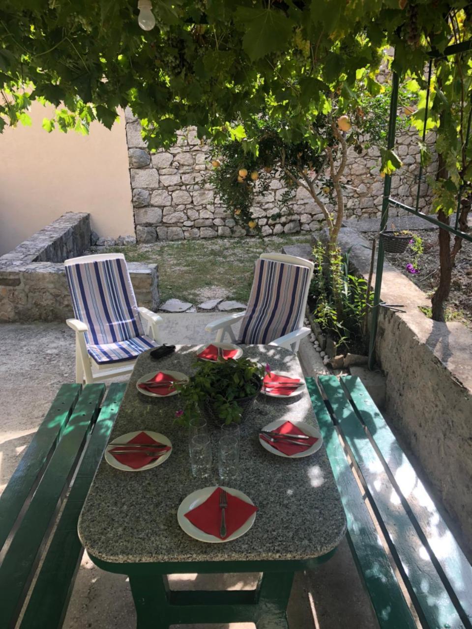 Villa Maja Tučepi Exterior foto